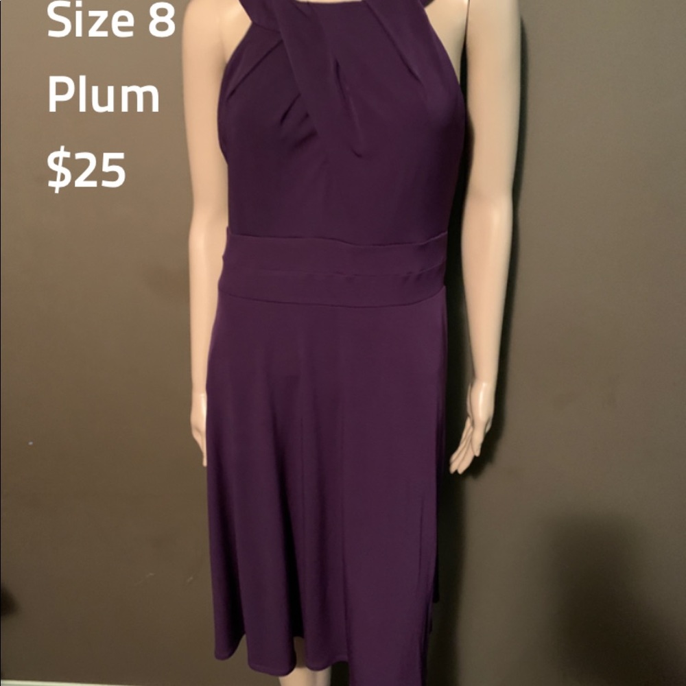Dresses - Picture 8 of 8